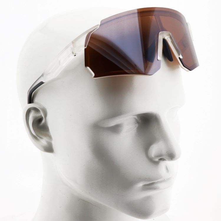Multi-Sports Design Outdoor Sports Sunglasses brown model show.jpg
